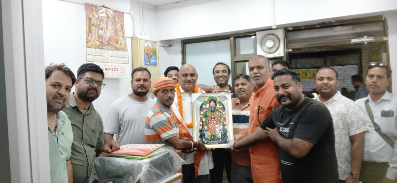 नगर निगम कार्यकारिणी चुनाव सम्पन्न पांच सदस्य चुने गए शिवपुर के पार्षद बलिराम प्रसाद कनौजिया का भव्य स्वागत