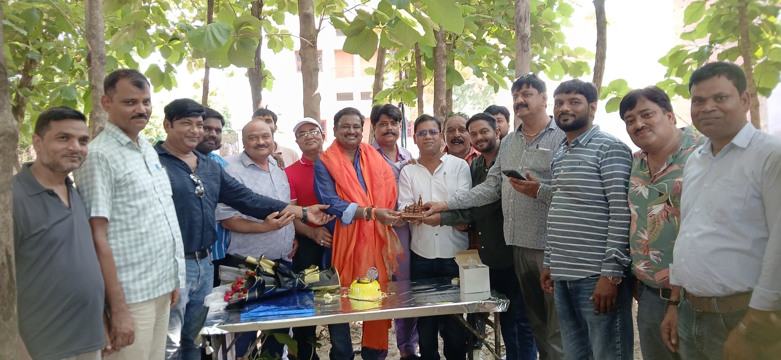 युवा करणी सेना की बैठक में सेवा विकास पर चर्चा, जिला अध्यक्ष वीरेंद्र सिंह का जन्मदिन धूमधाम से मनाया गया