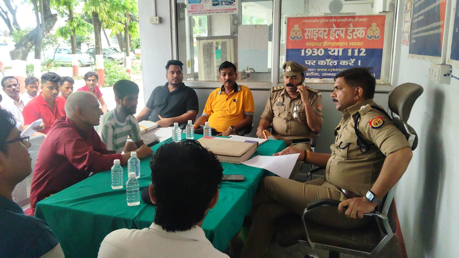 इटौंजा कावड़ यात्रा को लेकर पीस कमेटी की बैठक।