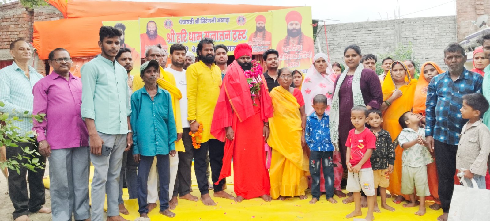 गुरु पूर्णिमा पर महामंडलेश्वर स्वामी विनयानंद गिरी महाराज ने बताया गुरु का महत्व, भक्तों ने लिया आशीर्वाद