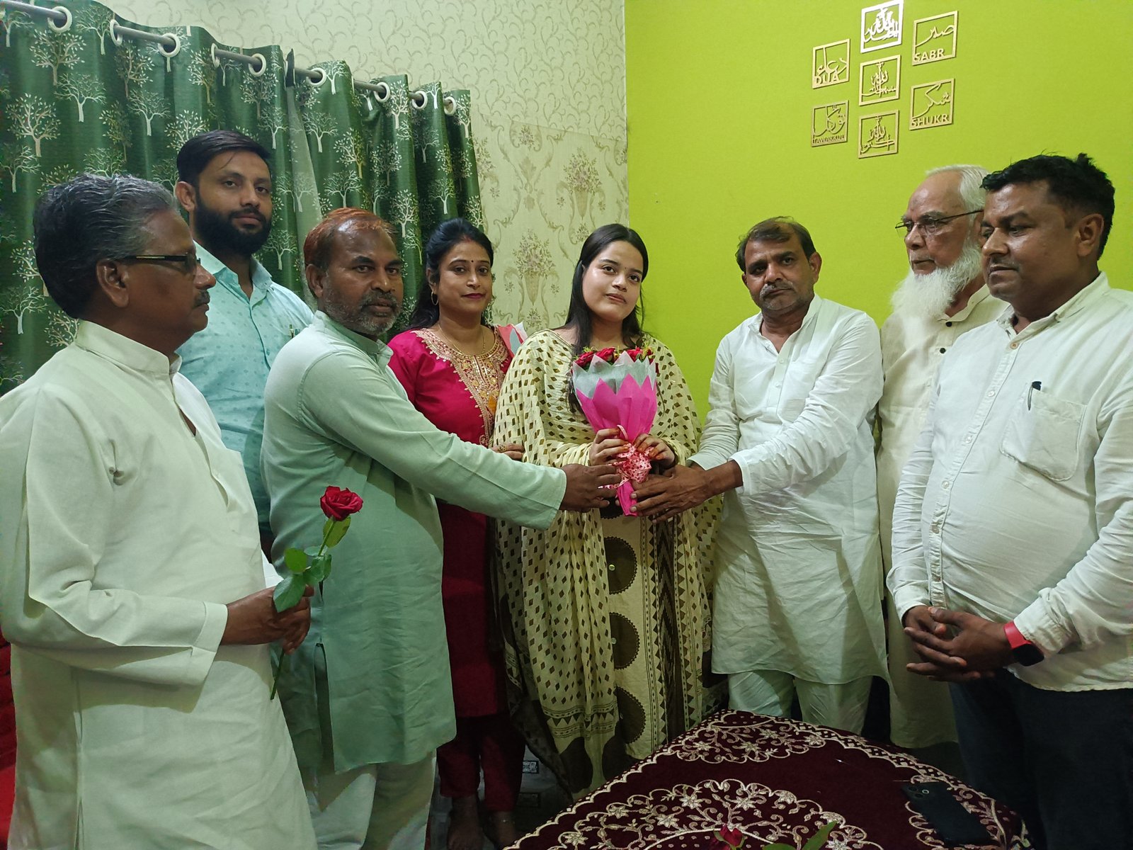 अलीशा खान की सफलता पर सम्मान समारोह, कांग्रेस नेताओं ने बढ़ाया हौसला