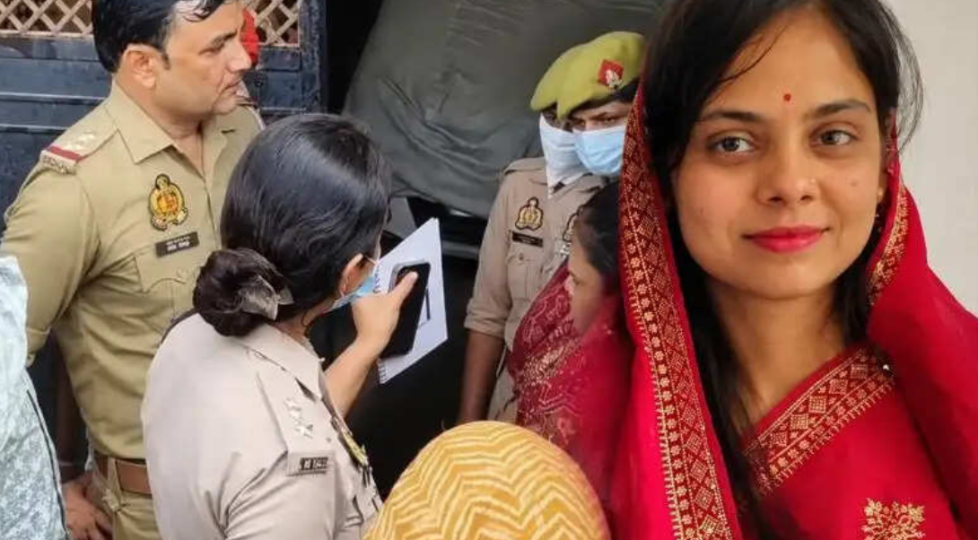 तीन दिन से लापता एमएससी छात्रा का शव प्रेमी के कमरे के बाथरूम में मिला