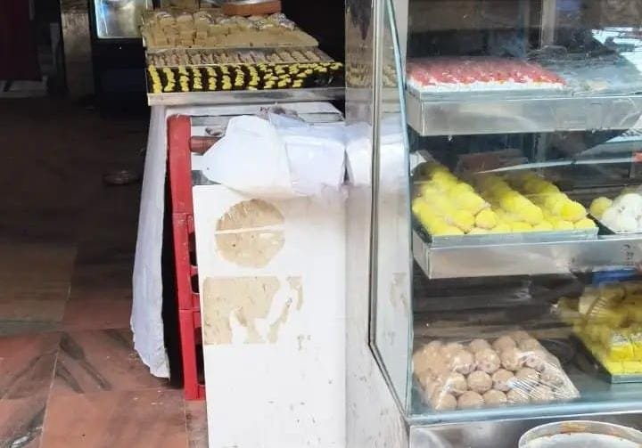 रक्षाबंधन पर मिठाइयों की बढ़ी मांग, गुणवत्ता को लेकर उठे सवाल