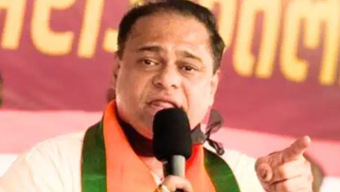 हिंदू त्योहारों में मुसलमानों की भागीदारी पर अमित साटम का बयान, सुरक्षा को लेकर उठाए सवाल