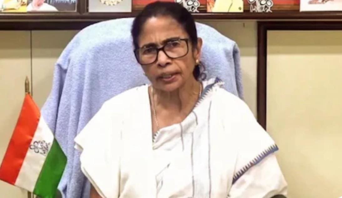 नंदीग्राम उपचुनाव से ममता बनर्जी ने बनाई दूरी, TMC ने संचिता प्रधान पर जताया भरोसा
