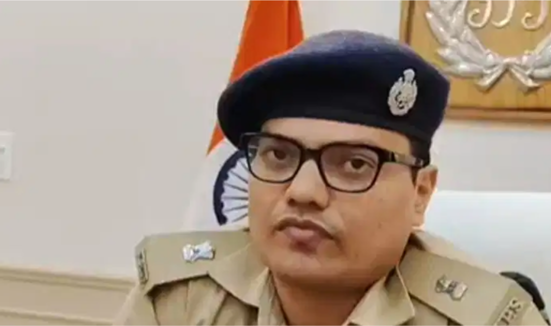 आधी रात गोलियों की तड़तड़ाहट से थर्राया मुरादाबाद, एनकाउंटर में 13 मुकदमों का आरोपी इकरार गिरफ्तार